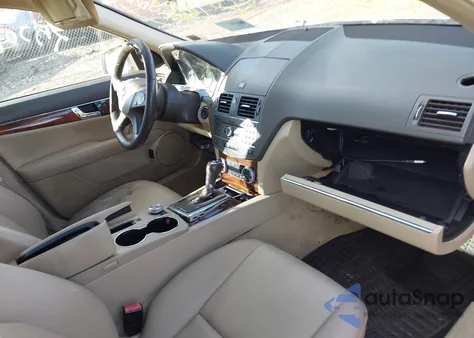 2011 Mercedes-Benz C 300 Luxury 4Matic/Sport 4Matic from USA, damaged, VIN WDDGF8BB0BR140984